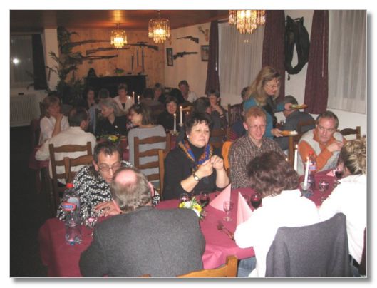 KLASSENZUSAMMENKUNFT PRIMARSCHULE MRIKEN 1968-1971 VOM 20.01.2007