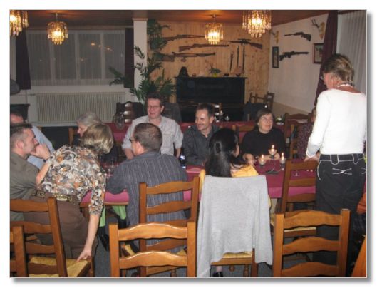 KLASSENZUSAMMENKUNFT PRIMARSCHULE MRIKEN 1968-1971 VOM 20.01.2007