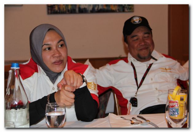 BESUCH AUS MALAYSIA VOM 8. JUNI 2012 - INNERSCHWEIZER STAMM