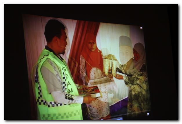 BESUCH AUS MALAYSIA VOM 8. JUNI 2012 - INNERSCHWEIZER STAMM