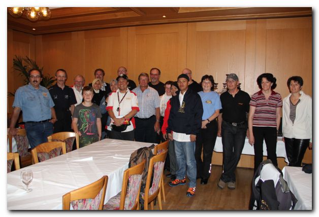 BESUCH AUS MALAYSIA VOM 8. JUNI 2012 - INNERSCHWEIZER STAMM